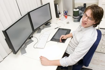 Travail avec 2 écrans d'ordinateur
